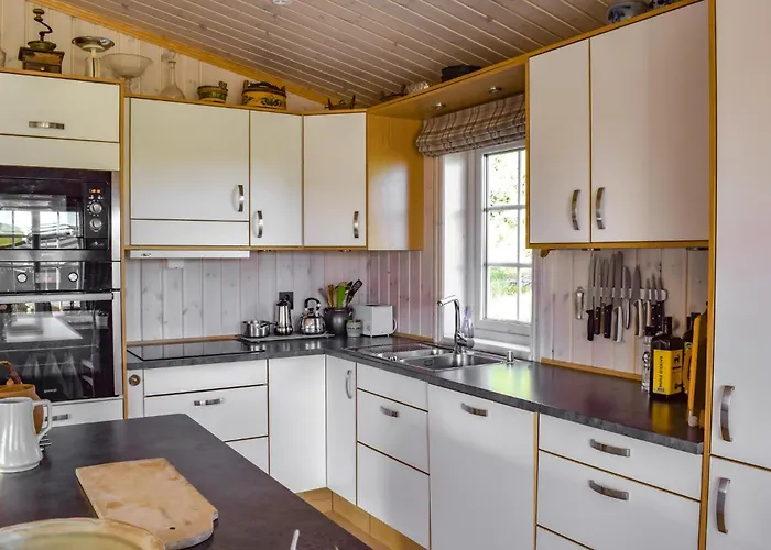 בית נופש Stunning In With Kitchen