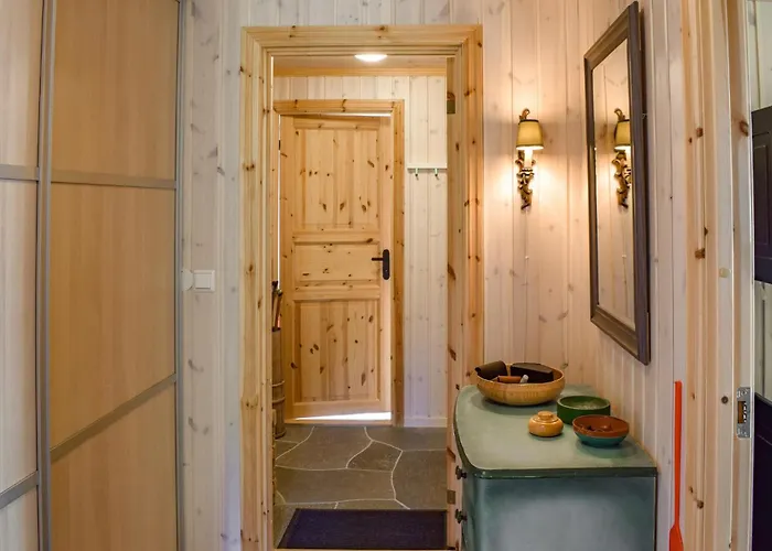 Stunning In With Kitchen בית נופש