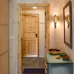 Stunning In With Kitchen Prázdninový dům